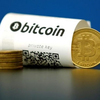 ar saugu investuoti į bitcoin?