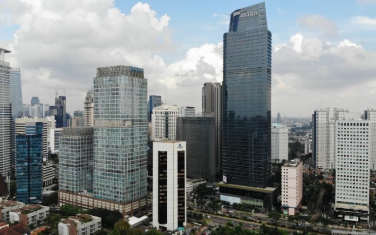 Suasana kantor pusat PT Astra International Tbk (ASII) di kawasan Jln Sudirman, Jakarta pusat, Selasa (16/6 - 2021).