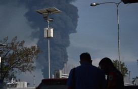 Warga Majakerta Sebut Kebakaran di Kilang Balongan Keluarkan Suara Seperti Bom 