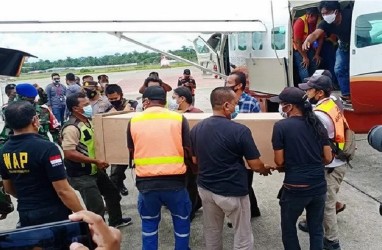 Tembak Mati 2 Guru, KKB Juga Bakar Sekolah di Puncak Papua
