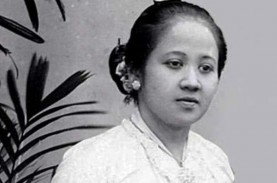 Nada Lagu Kartini - Ibu Kita Kartini Ciptaan : Not pianika ibu kita