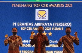 Berkontribusi Nyata, Brantas Abipraya Borong Tiga Penghargaan di Top CSR Awards