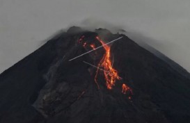 Gunung Merapi Meluncurkan Awan Panas 2.000 Meter