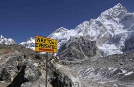 Covid-19 Mewabah, Para Pendaki Tak Gentar Menuju Puncak Everest