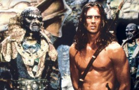Aktor Tarzan : The Epic Adventures dan Istrinya Tewas Kecelakaan Pesawat