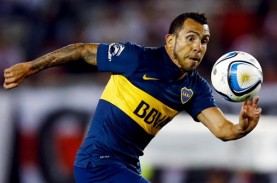 Striker Veteran Carlos Tevez Tinggalkan Boca Juniors