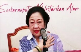 Pengukuhan Gelar Profesor Kehormatan, Megawati Didampingi Tiga Anaknya