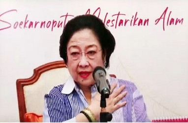 Pengukuhan Gelar Profesor Kehormatan, Megawati Didampingi Tiga Anaknya