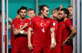 Euro 2020 Grup A: Kalah dari Wales 0-2, Pemain Turki Minta Maaf