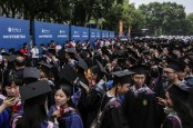 11.000 Mahasiswa di Wuhan China Wisuda Akbar Tanpa Masker dan Jaga Jarak