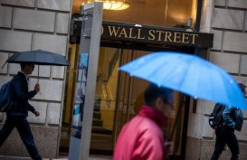 Wall Street Cetak Rekor Tertinggi Jelang Rilis Lapkeu, Dow Jones Hampir Tembus 35.000