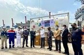 Indonesia Terima 300 Konsentrator, 100 MT Oksigen Medis dari India