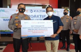 PKT Proaktif Salurkan 30 Tabung Oksigen Medis ke RS Bhayangkara Balikpapan