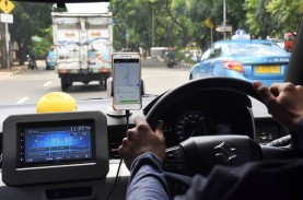 Taksi Online Resmi Dikecualikan dari Ganjil-Genap 
