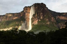 Angel Falls, Air Terjun Tertinggi di Dunia yang Memukau