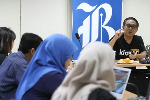 Chief Executive Officer PT Kioson Komersial Indonesia Tbk  Jasin Halim saat berkunjung ke kantor redaksi Bisnis Indonesia, di Jakarta, Selasa (24/4/2018). - JIBI/Dedi Gunawan
