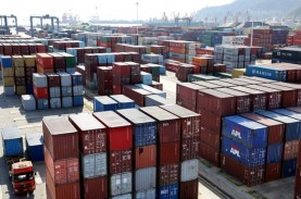 Pelabuhan di China Kembali Beroperasi Usai Penutupan…