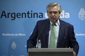 Langgar Aturan di Masa Pandemi, Presiden Argentina…
