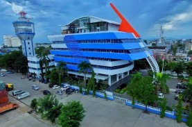 Peningkatan Aktivitas di Pelabuhan Makassar Bikin…