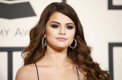 Berapa Kekayaan Selena Gomez, Termasuk dari Bisnis Kosmetiknya?