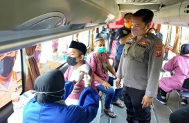 Indonesia Menapaki Fase Endemi, Sidoarjo Vaksin Jemaah Shalat Jumat