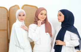 Mudah Dikreasikan, Hijab Pasmina Jadi Tren Fashion Muslim Modern