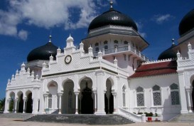 Kementerian ATR/BPN Serahkan Sertifikat Wakaf untuk Masjid Raya Baiturrahman