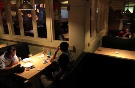 PPKM Jawa Bali Diperpanjang, Berikut Aturan Makan di Kafe, Restoran dan Warteg