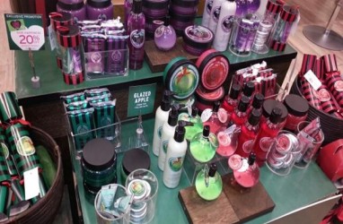 The Body Shop Buka Refill Station Botol Kemasan