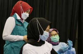 Sentra Vaksinasi BPBD Jabar di Garut Suntikkan 124.000 Dosis