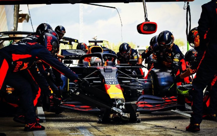 Max Verstappen dari tim Red Bull berhasil meraih podium kedua di Grand Prix Spanyol.  - Honda