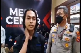 Polisi Banting Mahasiswa, Kapolda Banten dan Bupati…