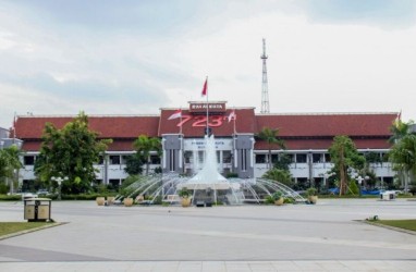 Libur Nasional Maulid Nabi Muhammad, Pegawai Surabaya Dilarang ke Luar Daerah