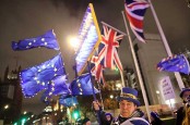 Uni Eropa Pertimbangkan Akhiri Perjanjian Dagang dengan Inggris 