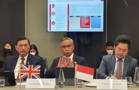 Di London, Bos OJK Ajak Investor Asing Masuk ke Bursa Indonesia