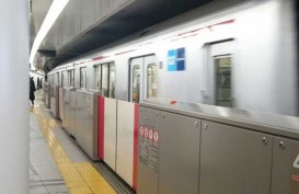 Kereta Bawah Tanah Tokyo Diserang Pria Berkostum Joker, 17 Orang Luka
