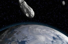 Asteroid Raksasa Dekati Bumi Besok, Berbahayakah?