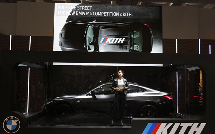 BMW M4 Competion X Kith yang hanya dijual 1 unit di Indonesia tampil di GIIAS 2021.  - BMW