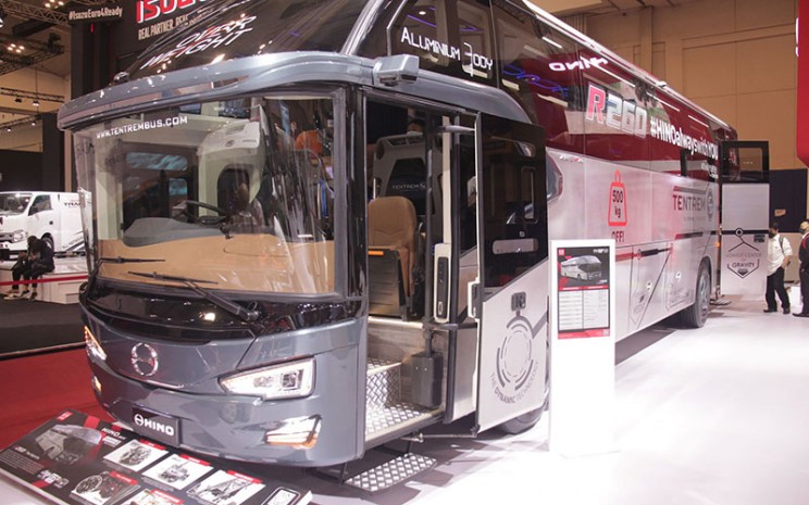 Hino Bus R260 tampil di GIIAS 2021.  - HMSI