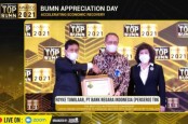 Dirut BNI Royke Tumilaar Raih Top CEO in Strategic Leadership BUMN Award 2021