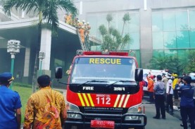 Gedung Cyber 1 Kuningan Jakarta Kebakaran, Ada Warga…