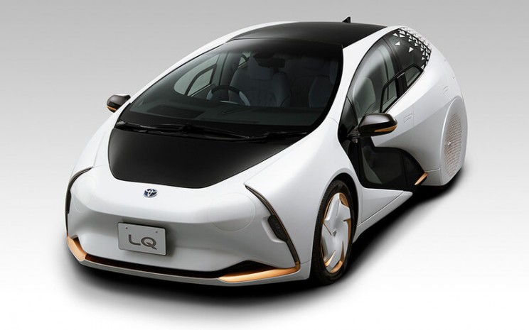Tampilan mobil listrik baterai bergaya futuristik, Toyota LQ Concept.  - Istimewa