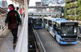Duh! Lagi-lagi Bus Transjakarta Alami Kecelakaan