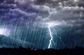 Prakiraan Cuaca Jakarta, BMKG: Waspada Hujan dan Angin…