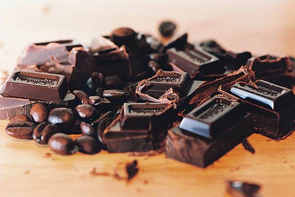 Ini Jenis Cokelat yang Bikin Usus Sehat dan Mood Bahagia