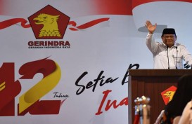 Survei SMRC: Dukungan ke Prabowo Stagnan, Ganjar Melesat