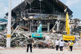 Kaleidoskop: Rentetan Bencana Alam Terparah di Indonesia…