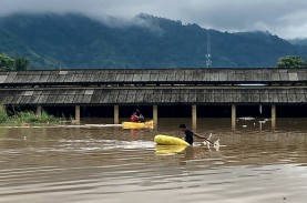 Foto-foto Darurat Banjir Jayapura