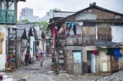 Cegah Angka Kemiskinan Kembali Naik, Ekonom Sarankan Ini 