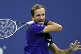 Hasil Australian Open 2022: Medvedev Lolos ke Perempat…